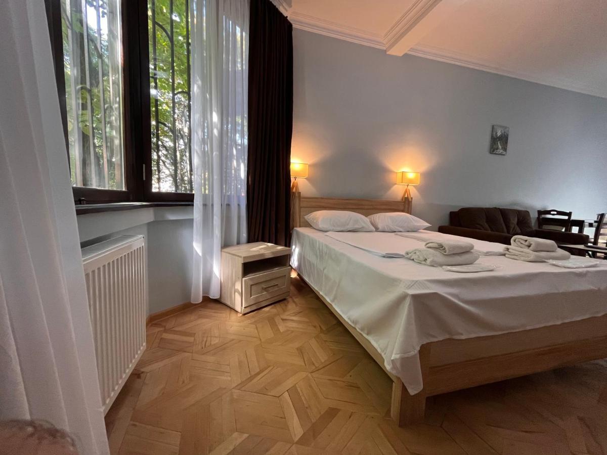 Vera City Center Apartment Tbilisi Bagian luar foto