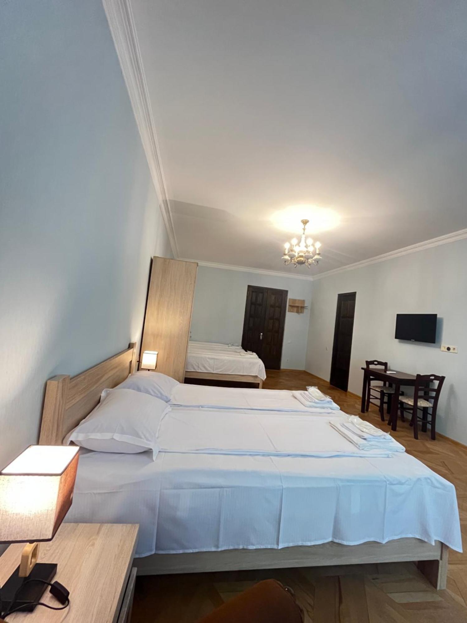Vera City Center Apartment Tbilisi Bagian luar foto